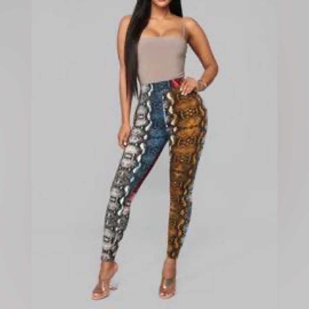 Fashion Nova Multicolor Snake Print Leggings - Picture 4 of 4